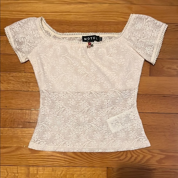 Women's Lace Top - White - Picture 2 of 2